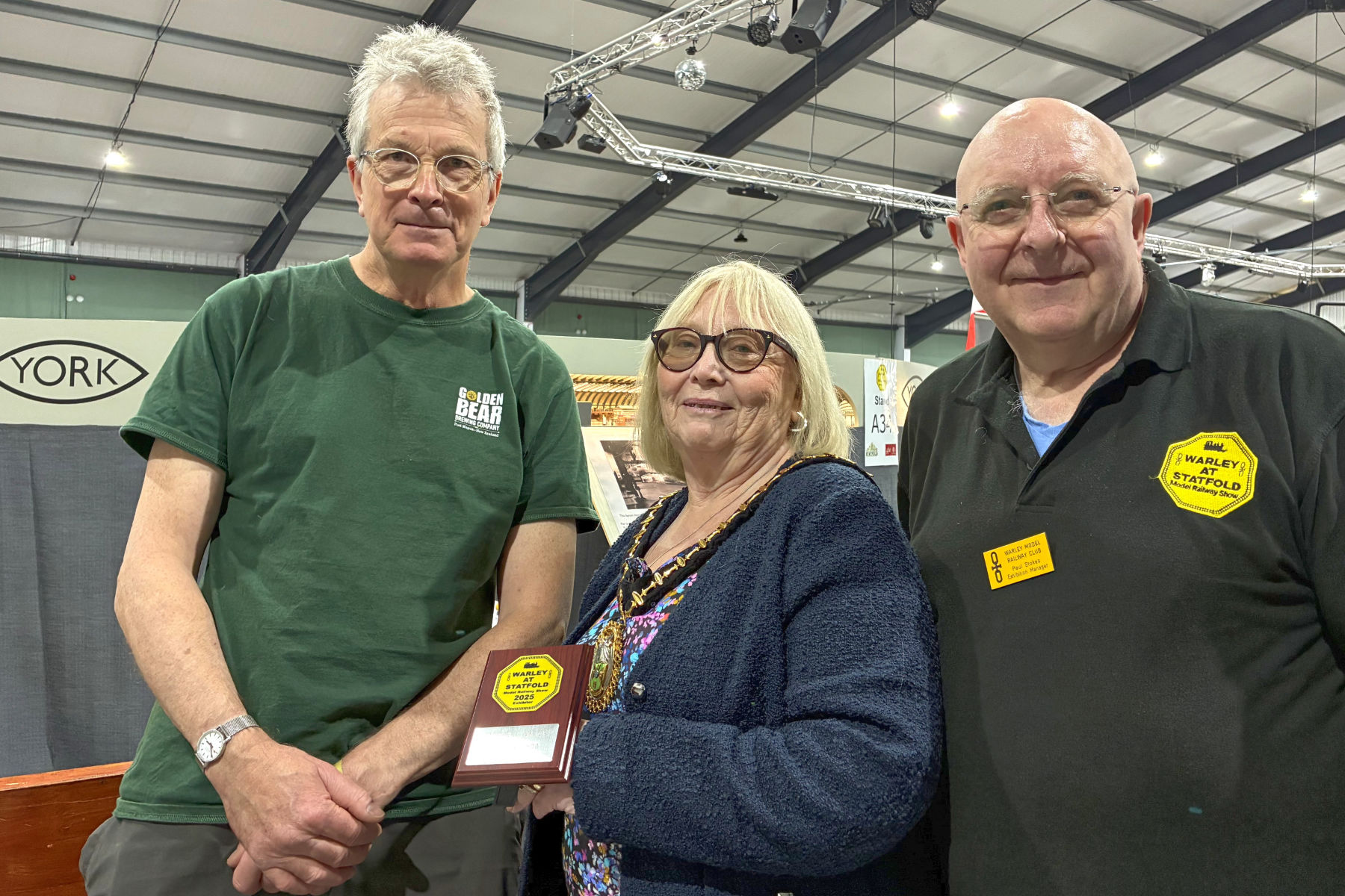 Peter Kirmond receives best in show award at Warley at Statfold event2025